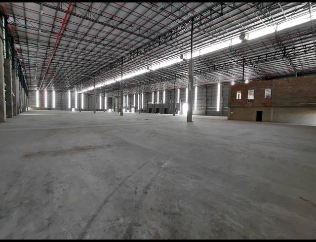 10,088M² WAREHOUSE TO LET IN GLEN MARAIS